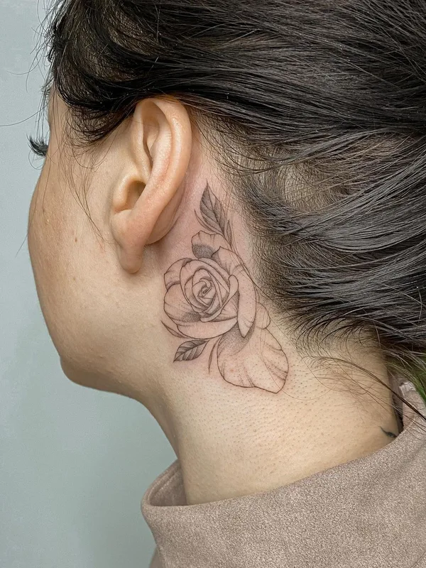 female black and grey fineline татуировка на back of neck #52589 | Тату мастер Галина Горячих
