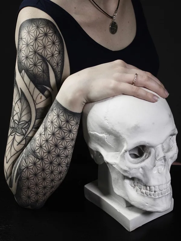female black geometric татуировка на full sleeve #52605 | Тату мастер Владислав Скрябин