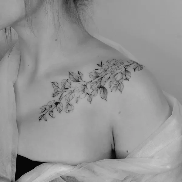 Fine Line tattoo by Юлия Равинских in Ростов-на-Дону