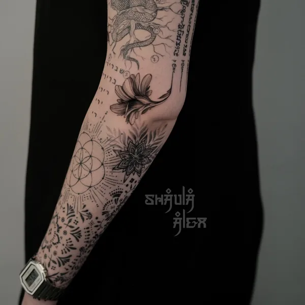 Graphic tattoo by Alex Shaula in Ростов-на-Дону