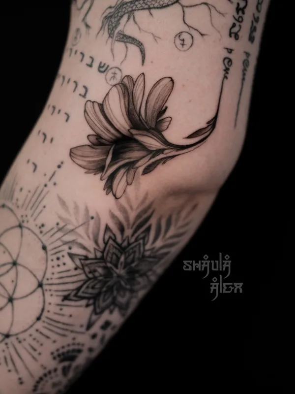black and grey black and grey татуировка на forearm #67265 | Тату мастер Alex Shaula
