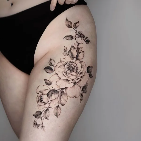 Feminine tattoo by Yarina Tereshchenko in Kyiv