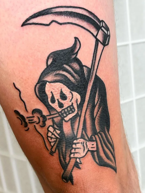black traditional Tatuagem em forearm #57764 | Tatuador Derik Snell