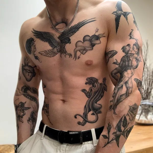 Graphic tattoo by Delphin Musquet in London