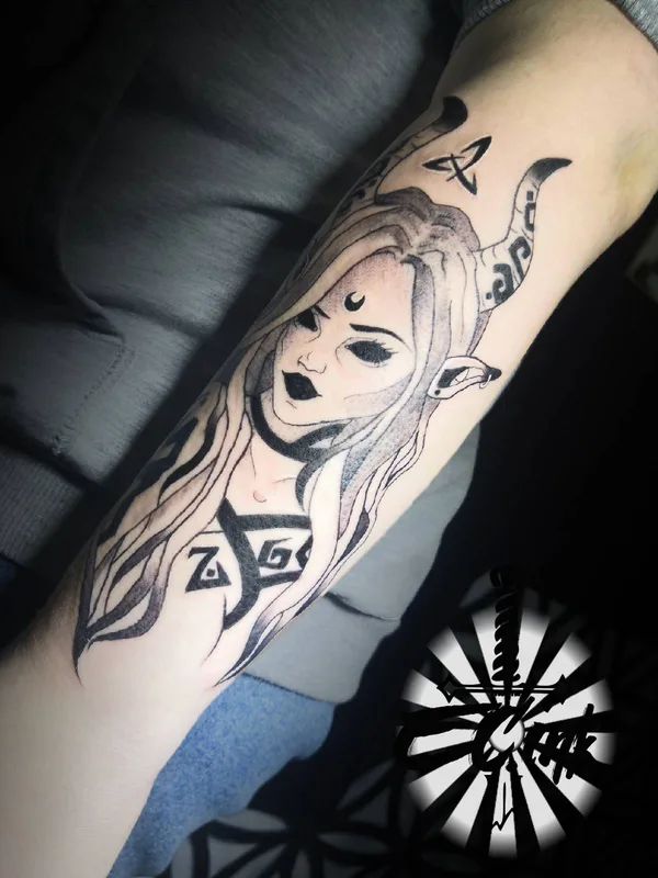 black and grey blackwork татуировка на forearm #33417 | Тату мастер Анна EC