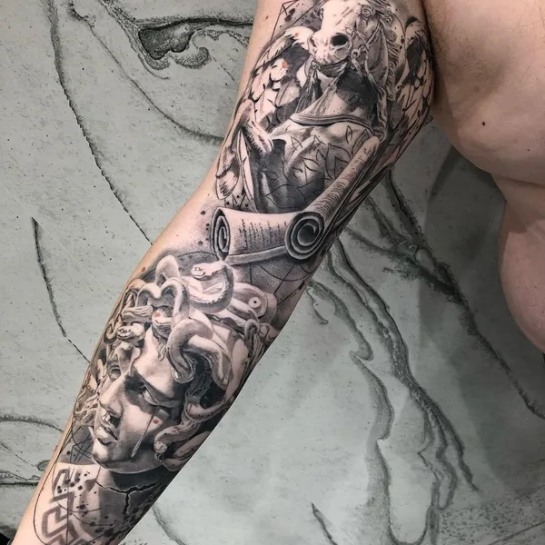 Graphic tattoo by Miguel Bohigues in Aldaia