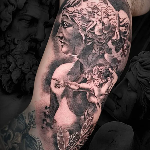 Graphic tattoo by Miguel Bohigues in Aldaia