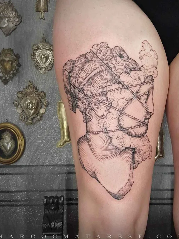 female black blackwork tatouage sur thigh #16741 | Artiste tatoueur Marco C. Matarese