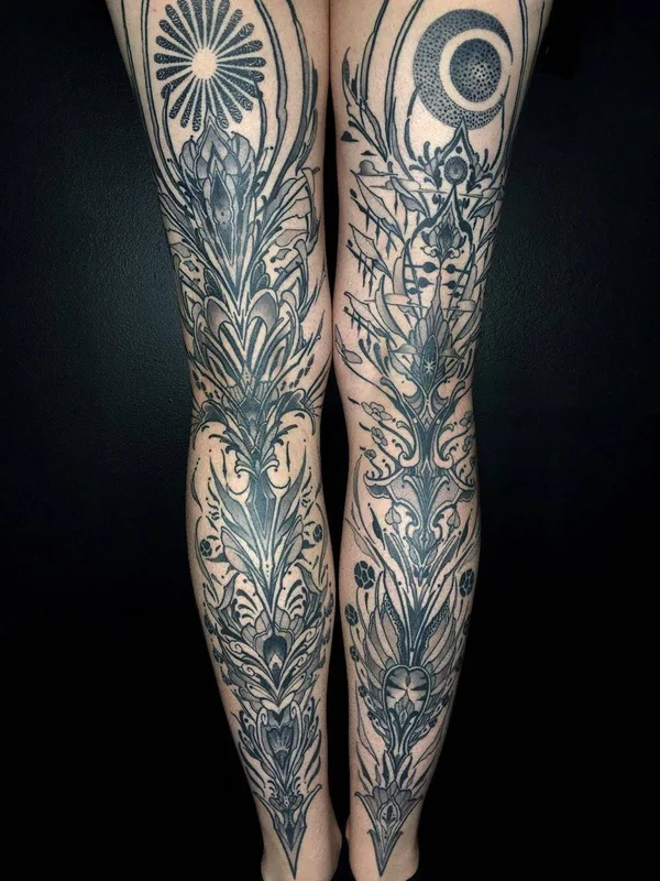black and grey ornamental татуировка на full leg #34633 | Тату мастер Raphcemo