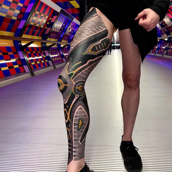 Biomechanical tattoo by Wruce Bayne in Treviso