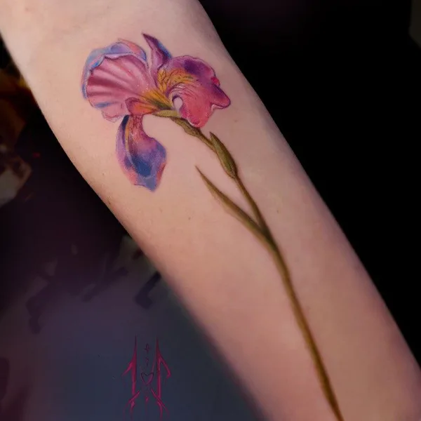 Feminine tattoo by Лина Фиопентова in Новороссийск