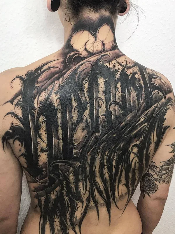 female black and grey blackwork tattoo on full back #29334 | Tattoo Artist Felix Seele