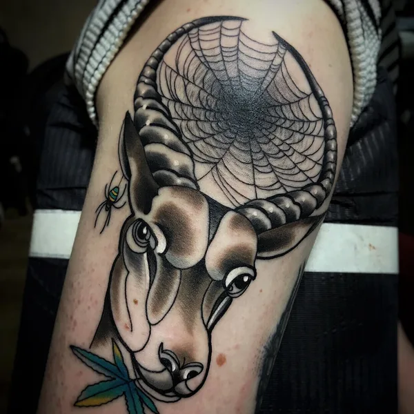 Нео традиционная tattoo by Егор Вавилов in Москва