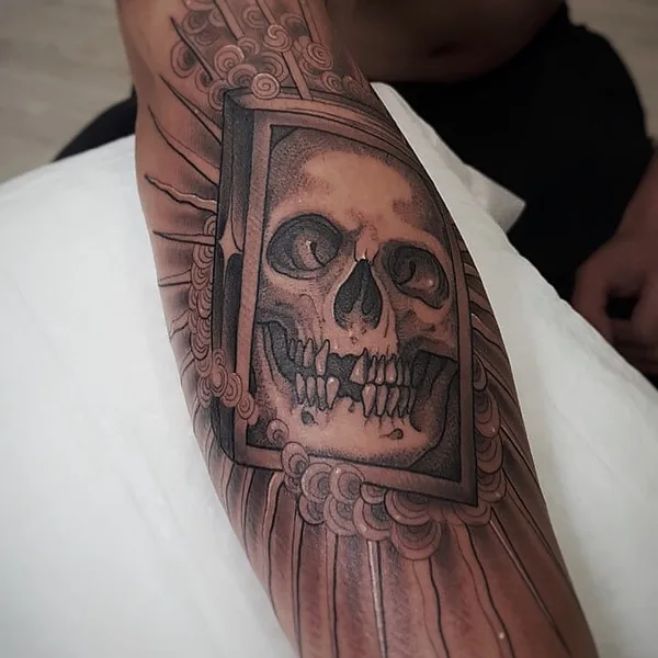 Нео традиционная tattoo by Егор Вавилов in Москва