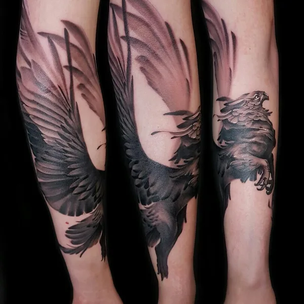 Нео традиционная tattoo by Егор Вавилов in Москва