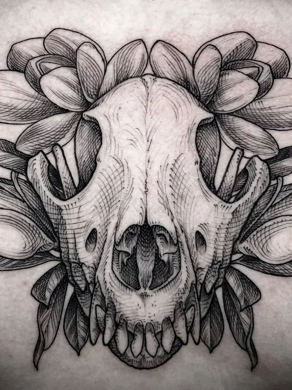 black and grey blackwork tatouage sur shoulder blade #41573 | Artiste tatoueur doskaladas