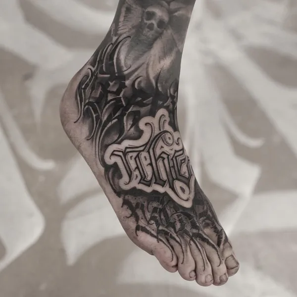 Lettering tattoo by Niorkz in Valencia