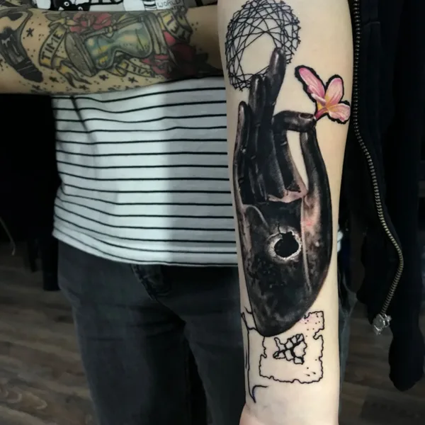 avant-garde tattoo by Евгений Пилягин in Saint Petersburg