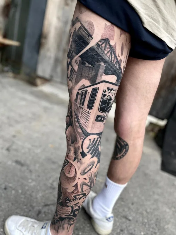 black and grey black and grey Tatuagem em full leg #59372 | Tatuador Dustin | DESUR