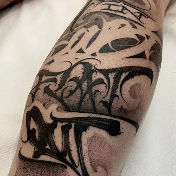 Calligraphy tattoo by Dustin | DESUR in Hamburg
