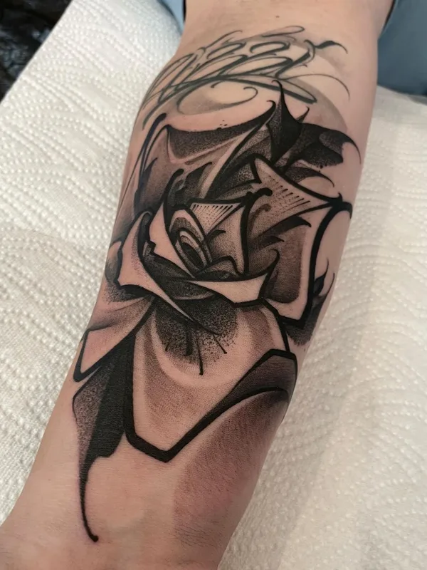 black and grey blackwork Tatuagem em forearm #59370 | Tatuador Dustin | DESUR