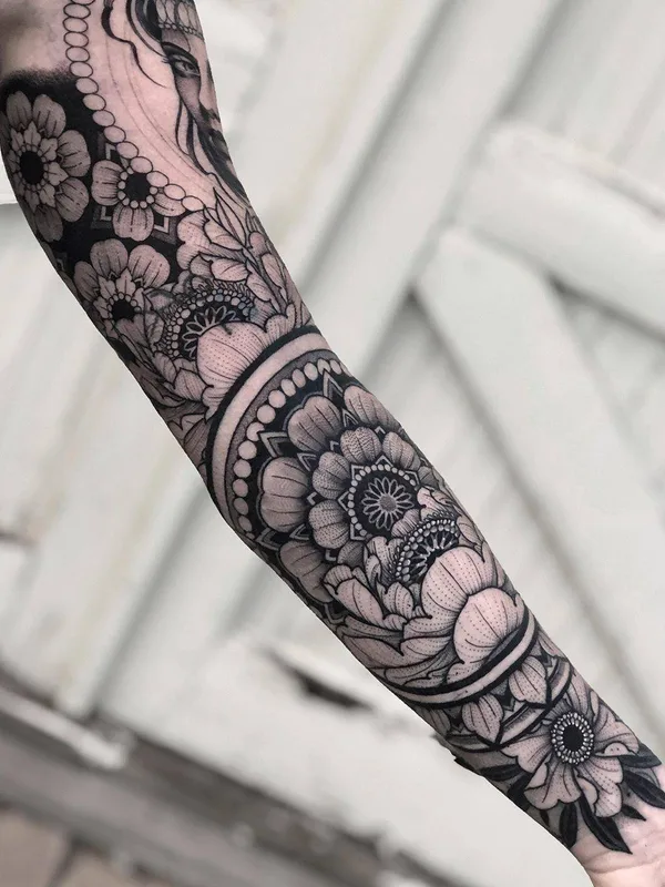 female black ornamental, blackwork, botanic татуировка на arm, forearm #34149 | Тату мастер Jayce Wallingford