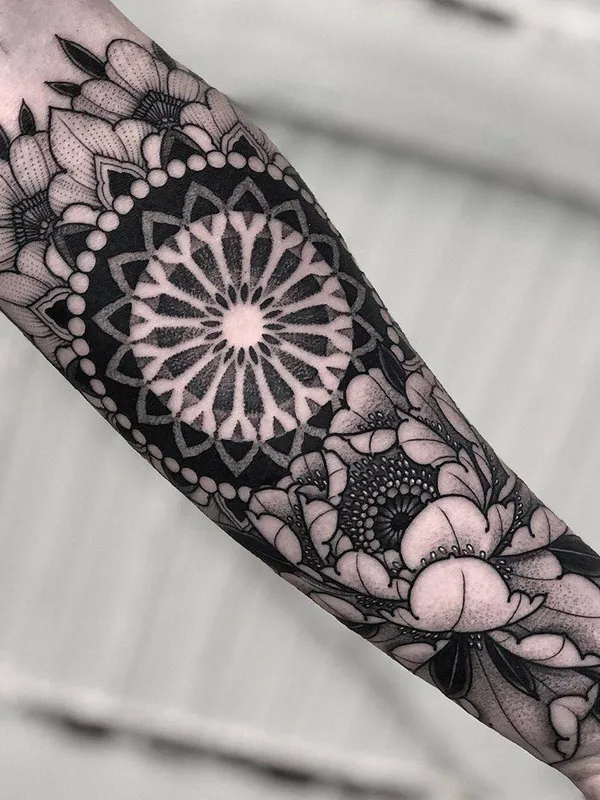 female black ornamental, blackwork, botanic татуировка на arm, forearm #34142 | Тату мастер Jayce Wallingford