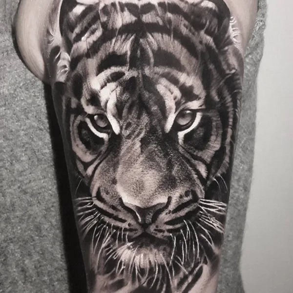 Реализм tattoo by Андрей Меня in Москва