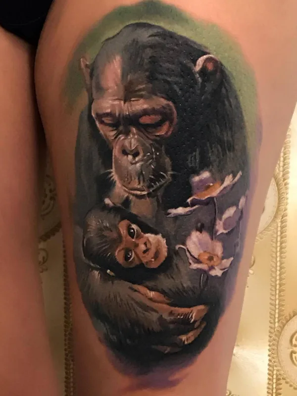 color realism tattoo on thigh #28741 | Tattoo Artist Laura Juan