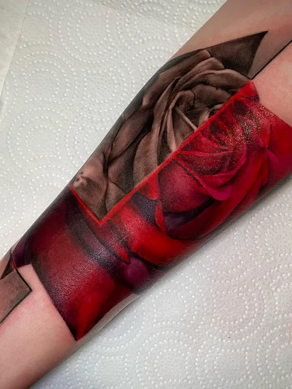 color realism Tatuaggio su forearm #52749 | Tatuatore Виталий Козлов