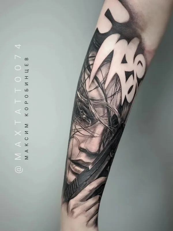 female black and grey realism tatouage sur forearm #52779 | Artiste tatoueur Максим Коробинцев