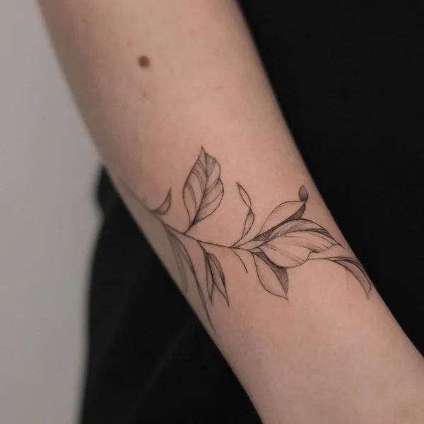 Fine Line tattoo by Настя Мартемьянова in Челябинск