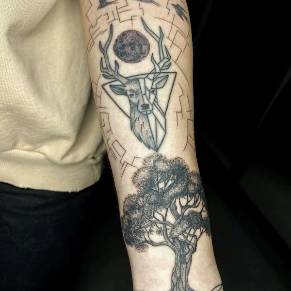 Graphic tattoo by Игорь Пятых in Челябинск