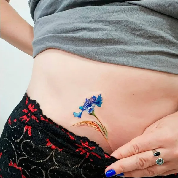Minimalism tattoo by Irina Maklyakova