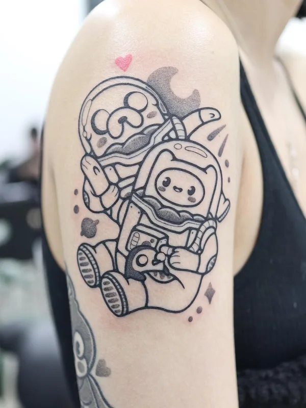 female black blackwork татуировка на upper arm #43412 | Тату мастер Hugo K
