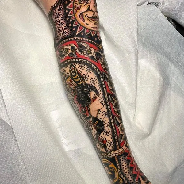 Old School tattoo by Joe Tartarotti in Milano