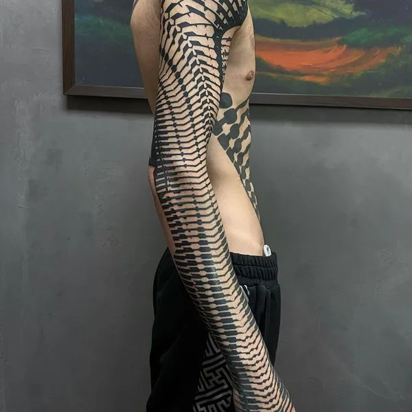 Ornamental tattoo by Stefan Halbwachs in Wien
