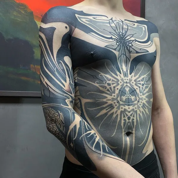 Ornamental tattoo by Stefan Halbwachs in Wien