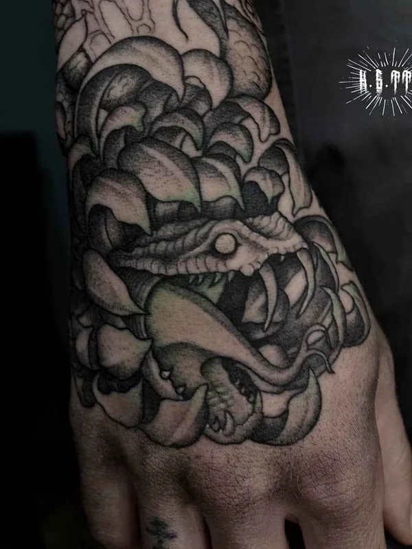 black and grey black and grey tattoo on hand #19976 | Tattoo Artist Клим Шахнин
