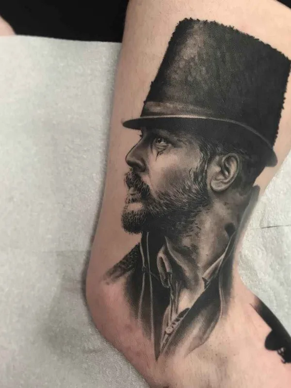 black and grey realism Tatuaggio su thigh #18219 | Tatuatore Rob Richardson