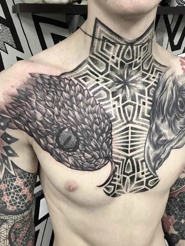 male black and grey blackwork tattoo auf chest #19329 | Tätowierer Billy Heil