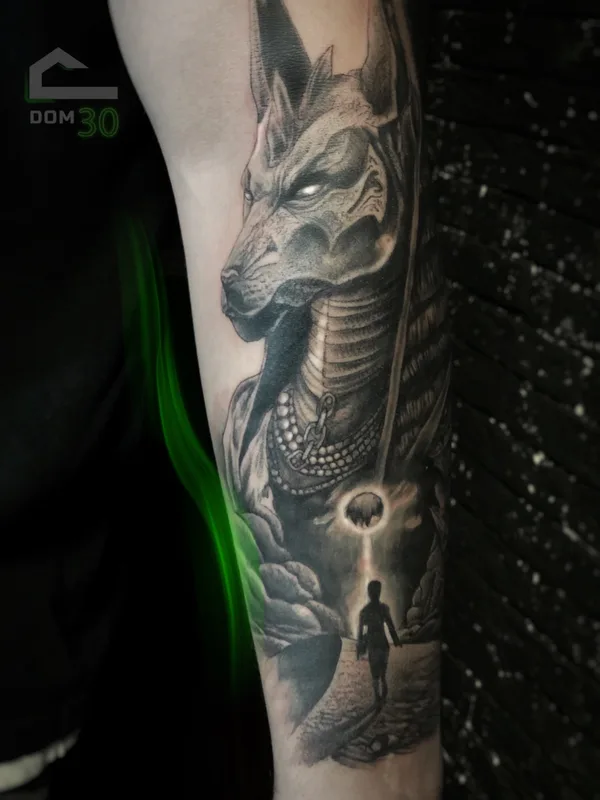 black and grey black and grey tattoo auf forearm #69861 | Tätowierer Тертишник Даниил