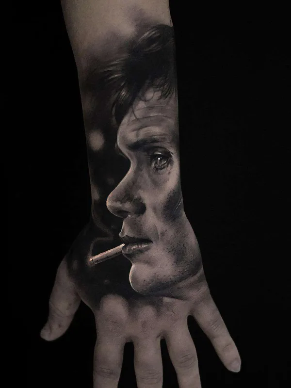 male black and grey realism 타투 부위 hand #22018 | 타투이스트 Coreh Lopez