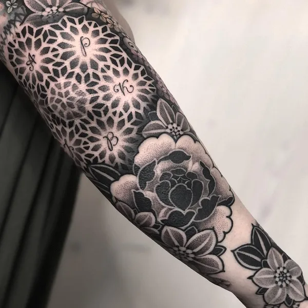 Ornamental tattoo by Mona Wanner in Innsbruck