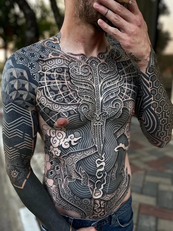 male black and grey blackwork 타투 부위 chest #75562 | 타투이스트 Jessi Manchester