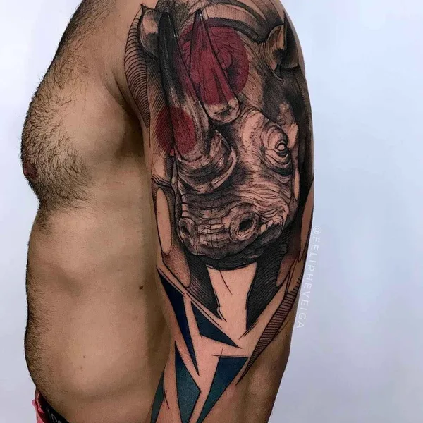 Abstract tattoo by Feliphe Veiga in São Paulo