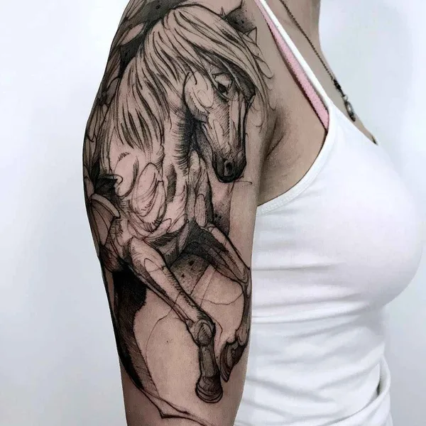 Abstract tattoo by Feliphe Veiga in São Paulo