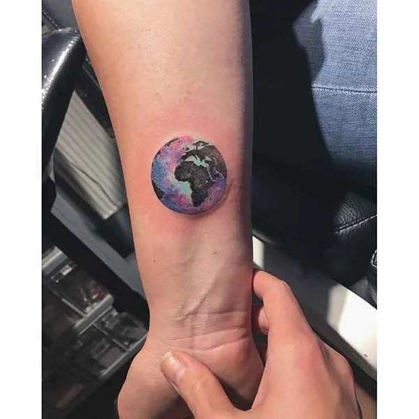 Graphic tattoo by Eva Krbdk in Istanbul