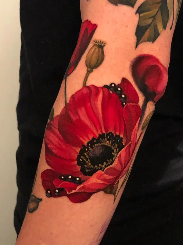 female color realism Tatuagem em forearm #63747 | Tatuador Allisin Riot