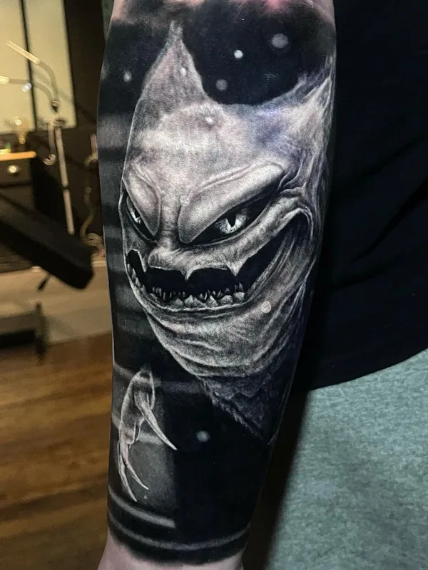 black and grey black and grey татуировка на forearm #63762 | Тату мастер Egon Weissberger